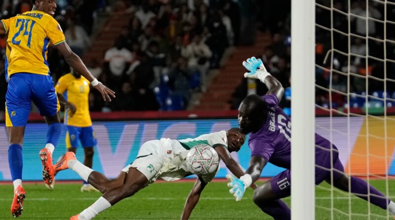 Ivory Coast fight back against Gabon to top AFCON group ahead of Cameroon