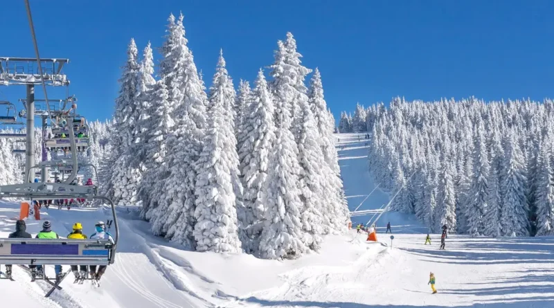 I've been skiing and snowboarding my whole life. Here are my 7 best tips, whether you're on the bunny hill or black diamonds.