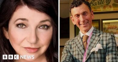 Kate Bush 'heartbroken' over friend missing at sea