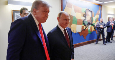 Kremlin says Ukraine should withdraw troops from Donbas, and a Putin-Trump call expected soon