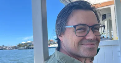 My tween kept asking to chat with her friends online. Now, in Australia, I can just say, 'it's against the law.'