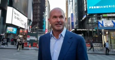 Mystery solved: Amazon is the tenant in talks with data center developer rocked by stock plunge