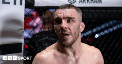 Dean Garnett competing in the PFL