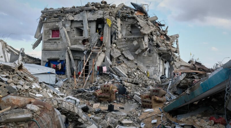 Photos: Gaza buildings bombed by Israel become refuge for Palestinians
