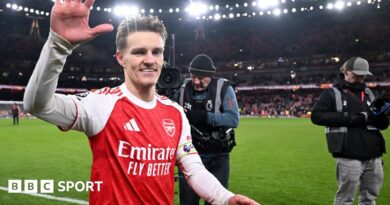 Premier League table - top six - 30 December 2025