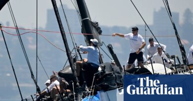 Sydney to Hobart yacht race forecast to be cold, wet and bumpy as Australia’s west faces cyclone and bushfire threat
