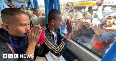 Thailand releases 18 Cambodian soldiers held since July