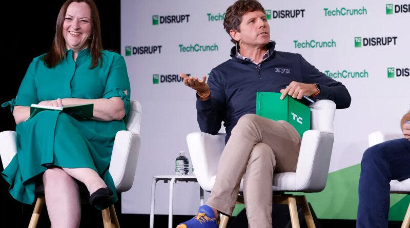 The market has 'switched' and founders have the power now, VCs say | TechCrunch