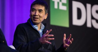 Zoom founder CEO Eric Yuan