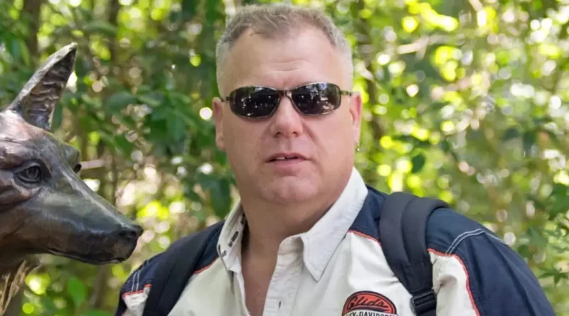 A 58-year-old whose job requires hours of sitting lost 75 pounds in 12 months with these simple changes