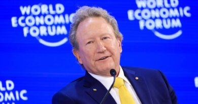 Aussie Iron Ore Billionaires Go For Gold As The Price Soars