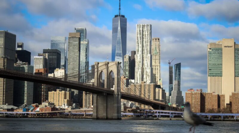 Bridgewater, D.E. Shaw among top hedge fund gainers of 2025 | Fortune