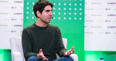 Discord and Mercor investor Niko Bonatsos departs General Catalyst, plans new VC firm | TechCrunch