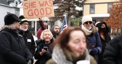 FBI takes over investigation into ICE agent killing of woman in Minneapolis