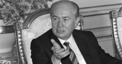George Vassiliou, 'eternal optimist' president who led Cyprus into the EU, dies at 94