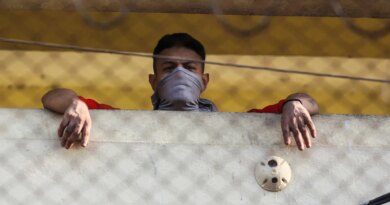 Guatemala prisoners take workers hostages in riots across three facilities