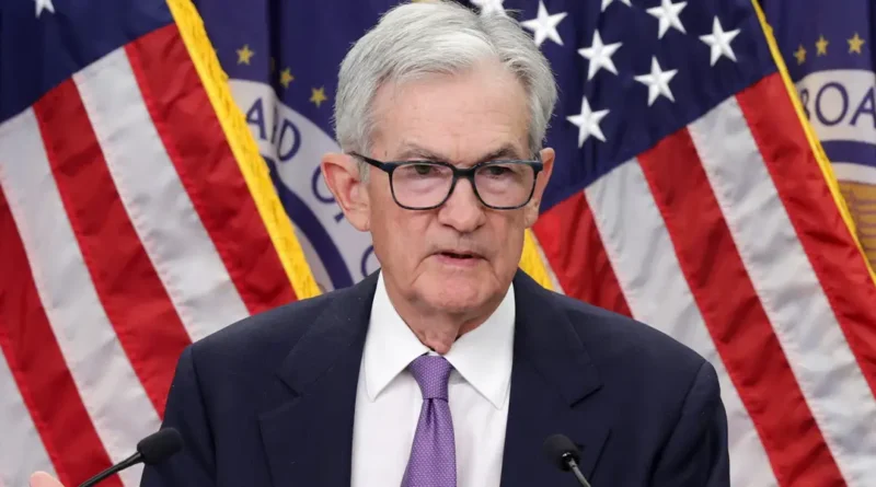 Here's what smart people in economics and business are saying about the DOJ's Fed probe