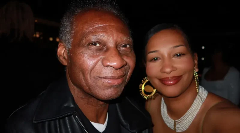 I moved away from my family in my 30s. When I called crying, my dad dropped everything and came to see me.