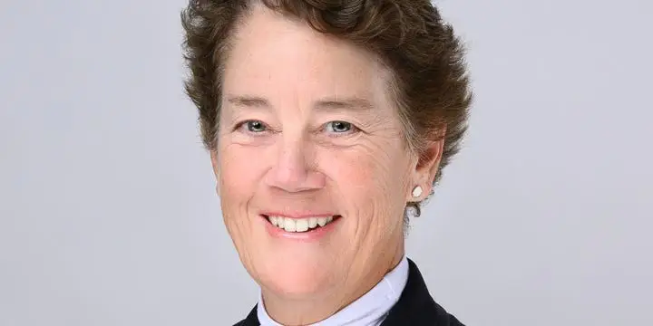 I was a pro tennis player who pivoted to tech in my 30s and rose to the C-suite. Here's my advice for anyone wanting to switch careers.