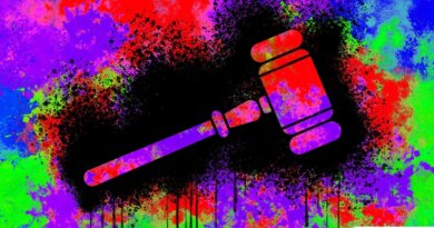 Concept illustration depicting messy litigation with an illustrated gavel on a multicolored background