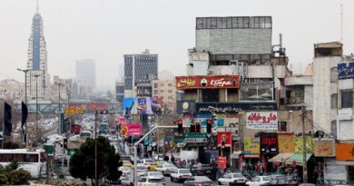 Iran considers 'gradually' restoring internet after shutdown