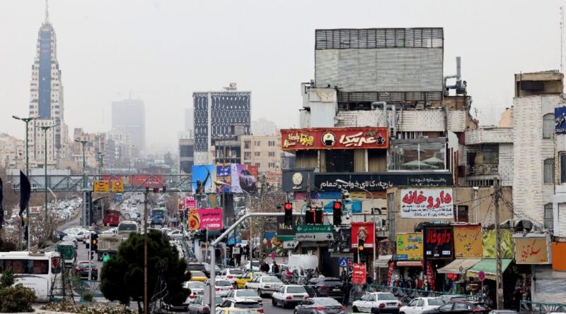 Iran considers 'gradually' restoring internet after shutdown