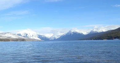 I've lived near Glacier National Park for 35 years. Here are 4 things visitors need to know before visiting in the winter.