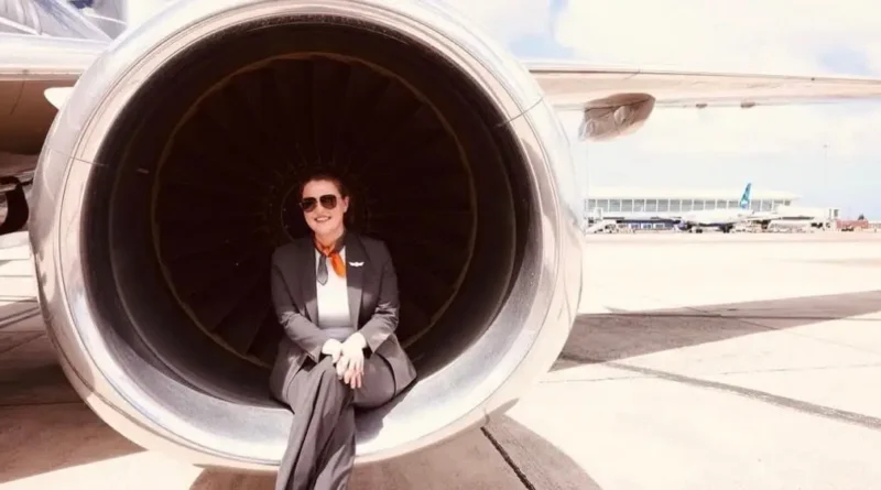 Life as a private jet flight attendant and earning over $100K