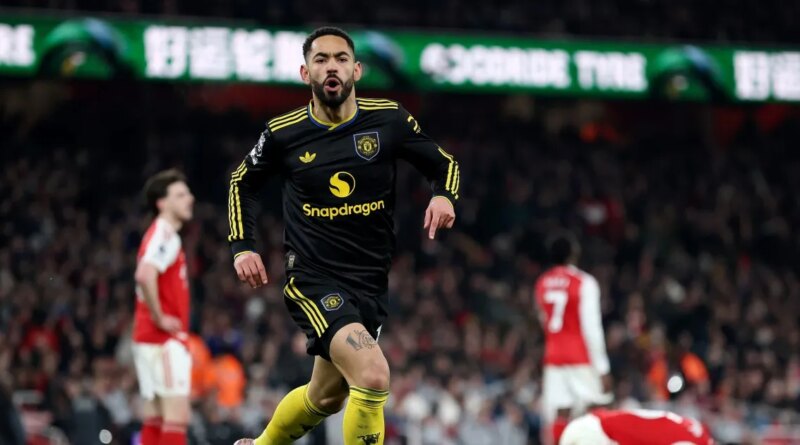 Manchester United dent Arsenal’s title bid with dramatic 3-2 win