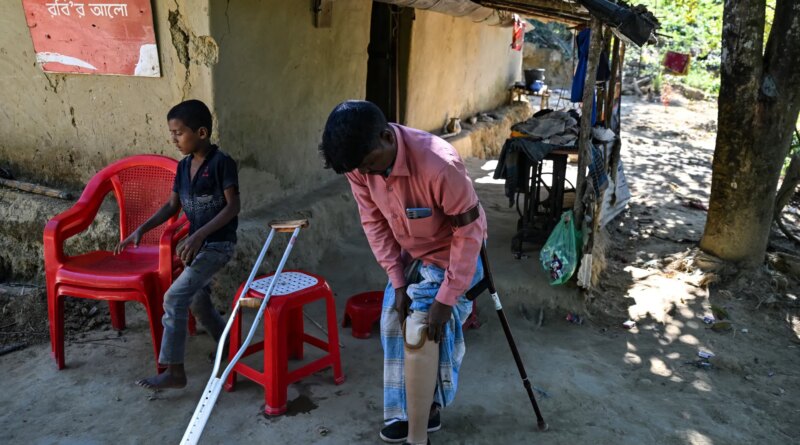 Photos: Landmines destroy limbs and lives on Bangladesh-Myanmar border