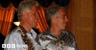 Republicans vow to hold Bill Clinton in contempt as he skips Epstein testimony