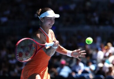 USA's Iva Jovic hits a return to Kazakhstan's Yulia Putintseva during their women's singles match on day eight of the Australian Open tennis tournament in Melbourne on January 25, 2026. (Photo by Martin KEEP / AFP) / -- IMAGE RESTRICTED TO EDITORIAL USE - STRICTLY NO COMMERCIAL USE --