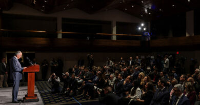 Son of Iran's last Shah appeals for more pressure to help protesters