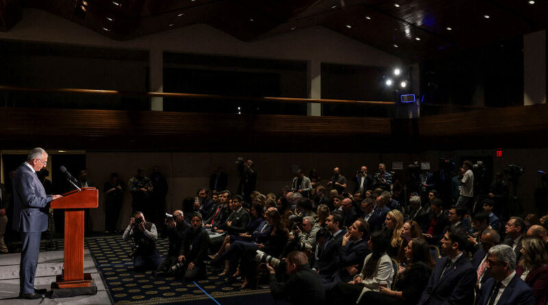 Son of Iran's last Shah appeals for more pressure to help protesters