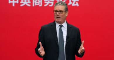Starmer says progress made on tariffs and visa-free travel in Beijing talks – video