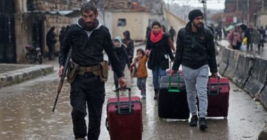 Syria urges Kurdish fighters to surrender after ramping up Aleppo operation