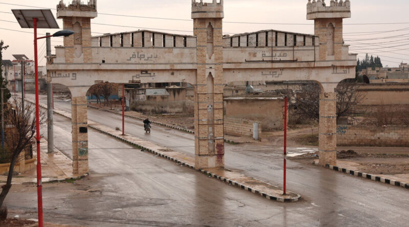 Syrian troops sweep northern towns as Kurdish fighters withdraw