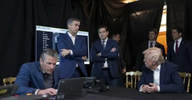 US Republicans back Trump on Venezuela amid faint MAGA dissent