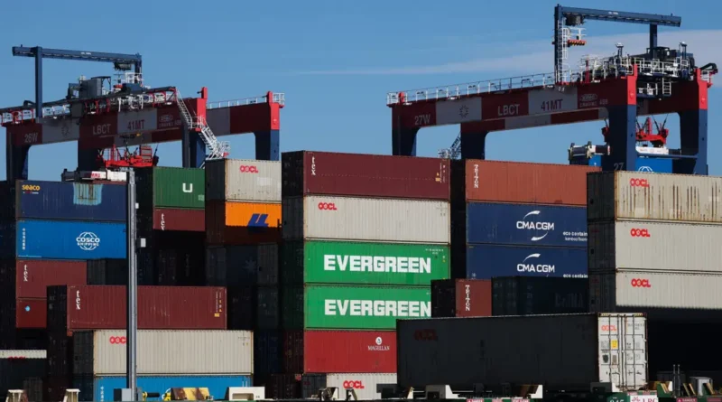 US tariffs are paid almost entirely by Americans, a German study finds