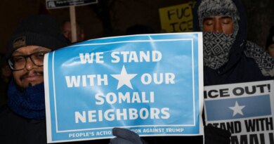 US to end deportation protections for Somalis