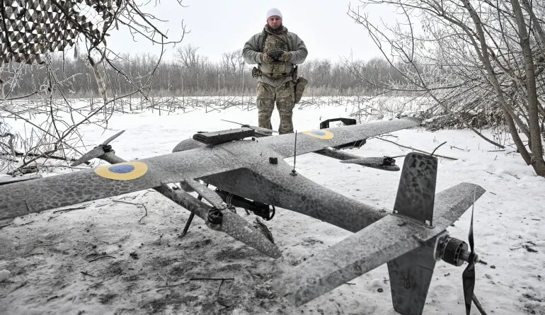 A member of the National Police Special Purpose Battalion of Zaporizhzhia region prepares a Gara combat drone before flying over positions of Russian troops, amid Russia's attack on Ukraine, near the frontline town of Pokrovsk in Donetsk region, Ukraine January 23, 2026. REUTERS/Stringer