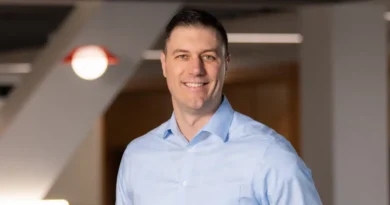 Walmart is shuffling its top leadership team as 'AI rapidly reshapes retail'