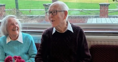 90-year-old determined not to miss birthday party, despite heart attack