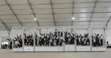 Volunteer dancers perform during rehearsals for the opening ceremony of the Milan Cortina 2026 Winter Olympic Games, at a compound in a big tent next to San Siro Stadium, in Milan, Italy, Saturday, Jan. 24, 2026. (AP Photo/Luca Bruno)