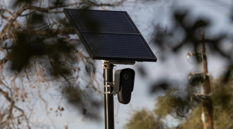 A Flock surveillance camera in Houston, Texas, US, on Wednesday, Feb. 4, 2026. Flock counts more than 6,000 customers that are using its license plate readers, camera-equipped drones, gunshot detection devices and software, with customers in every state except Alaska. Photographer: Antranik Tavitian/Bloomberg via Getty Images