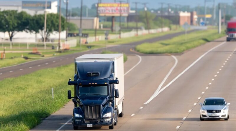 Aurora's driverless trucks can now travel farther distances faster than human drivers | TechCrunch