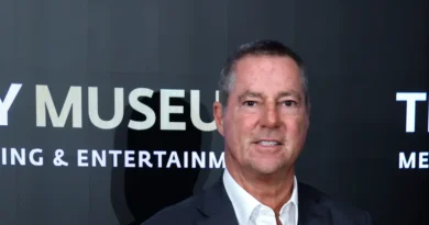 Brad Karp steps down as chair of Big Law firm Paul Weiss after Epstein scrutiny