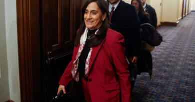 Canada wants Iran government change, increases sanctions