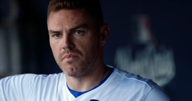 Cubs All-Star Adds Freddie Freeman Message To Viral Dodgers Fans Diss