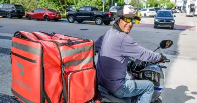 DoorDash's CEO says he's got an edge on Amazon in groceries